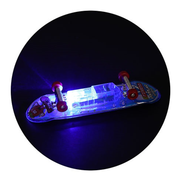 XTREME Finger skateboard w light+xtra wheels 3