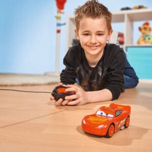 RC Cars 3 Lightning McQueen Single Drive (Skala 1:32) 4